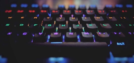Os 10 Melhores Teclados Mecânicos de 2026: Custo-Benefício, Gamer e para Trabalho