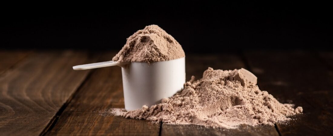 Whey Protein Concentrado ou Isolado: Qual Vale Mais a Pena em 2026?
